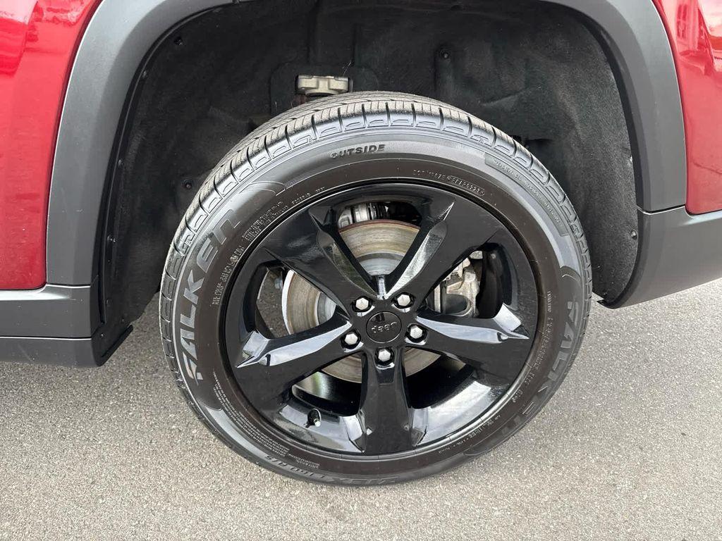 used 2021 Jeep Grand Cherokee L car, priced at $26,697