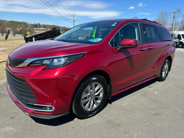 used 2024 Toyota Sienna car, priced at $46,497