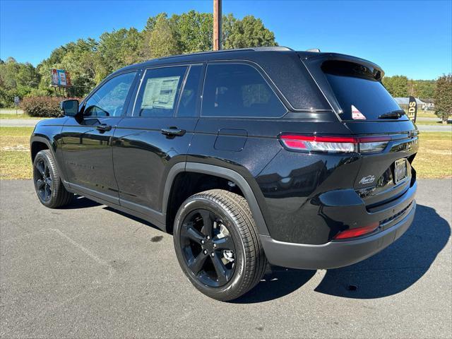 new 2025 Jeep Grand Cherokee car, priced at $50,471