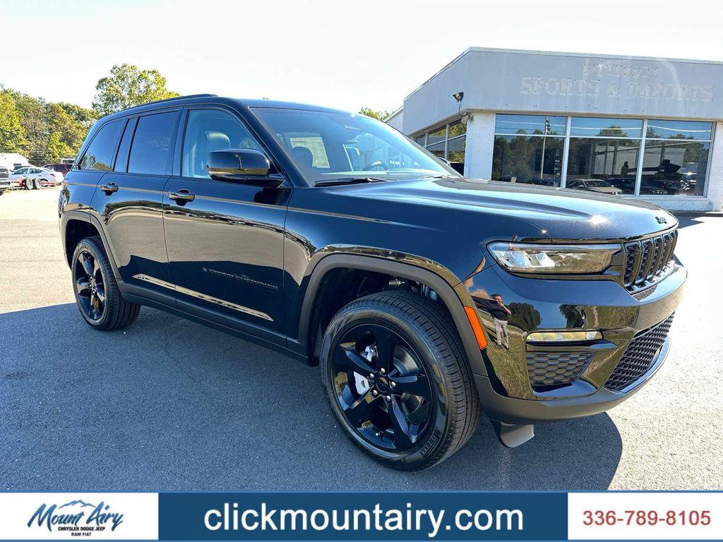 new 2025 Jeep Grand Cherokee car, priced at $49,987