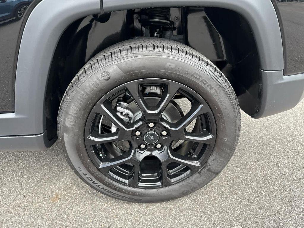 new 2025 Jeep Compass car, priced at $31,497