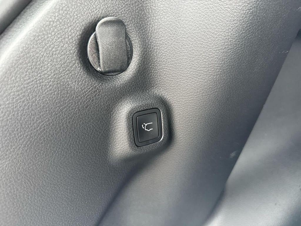 new 2025 Jeep Compass car, priced at $31,497