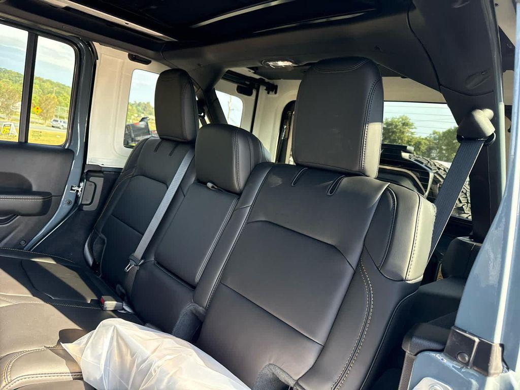 new 2025 Jeep Wrangler car, priced at $98,956