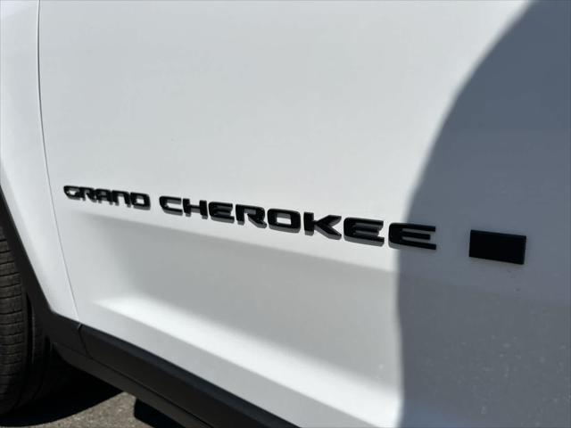 new 2024 Jeep Grand Cherokee car, priced at $55,935