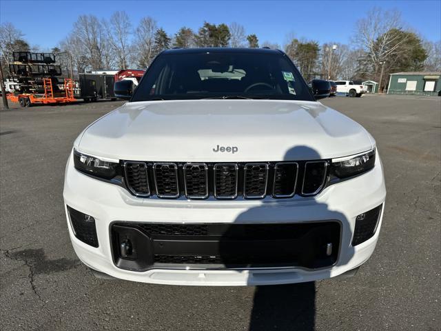 new 2024 Jeep Grand Cherokee L car, priced at $69,379