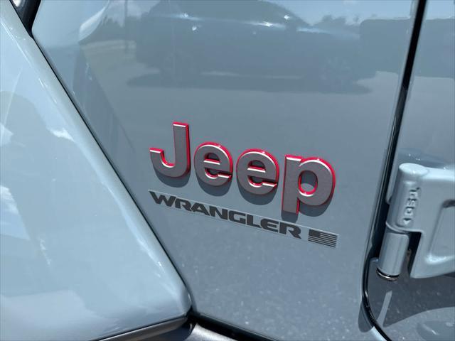 new 2025 Jeep Wrangler car, priced at $65,943