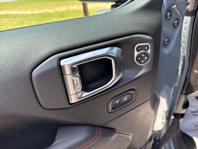 new 2025 Jeep Wrangler car, priced at $65,943