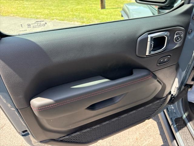 new 2025 Jeep Wrangler car, priced at $65,943