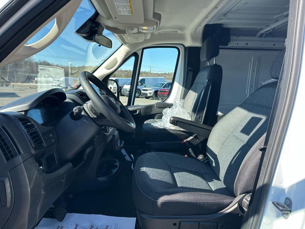 new 2025 Ram ProMaster 2500 car, priced at $52,136