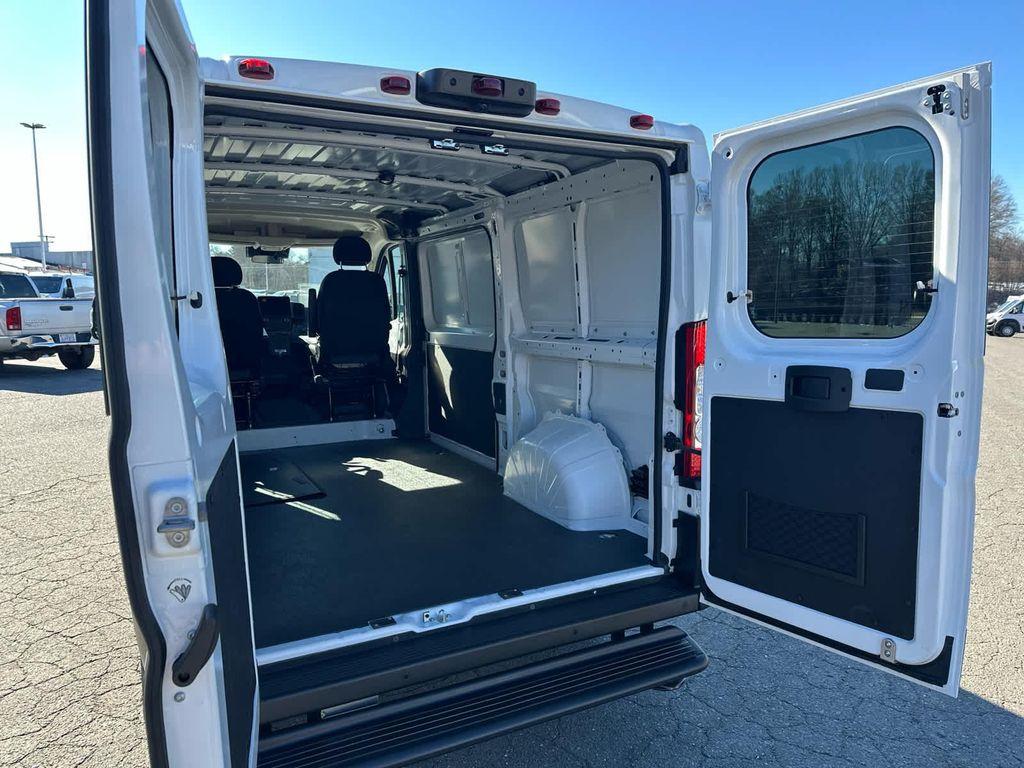 new 2025 Ram ProMaster 2500 car, priced at $52,136