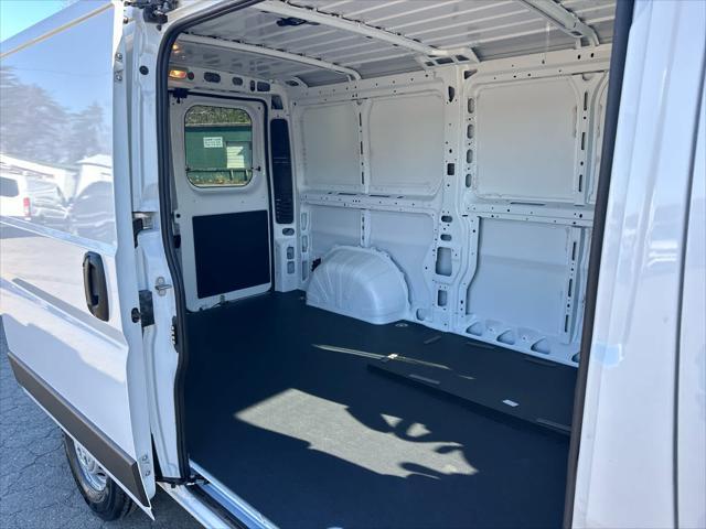 new 2025 Ram ProMaster 2500 car, priced at $51,981