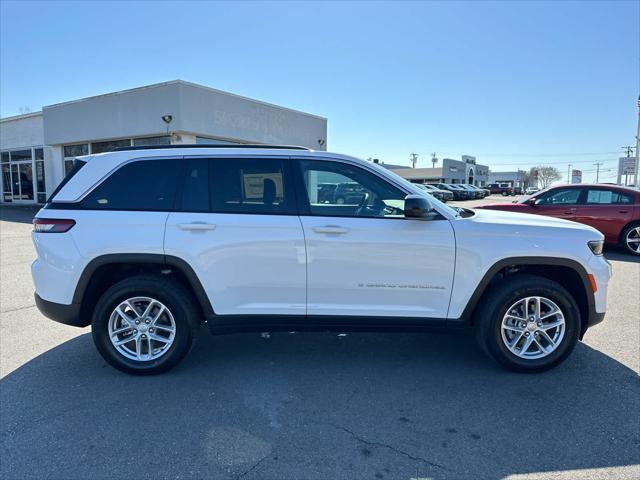 new 2025 Jeep Grand Cherokee car, priced at $42,575