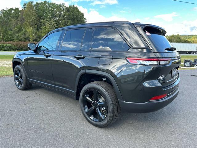 new 2025 Jeep Grand Cherokee car, priced at $51,471