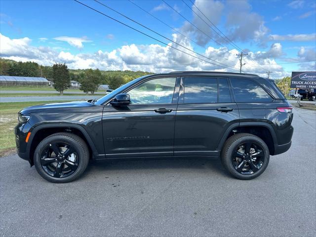 new 2025 Jeep Grand Cherokee car, priced at $51,471