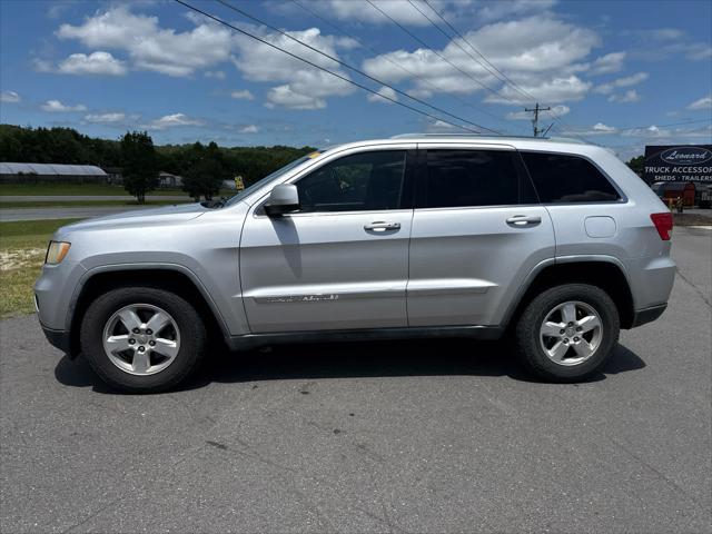 used 2011 Jeep Grand Cherokee car, priced at $4,999