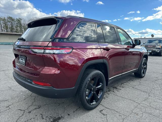 new 2025 Jeep Grand Cherokee car, priced at $45,897