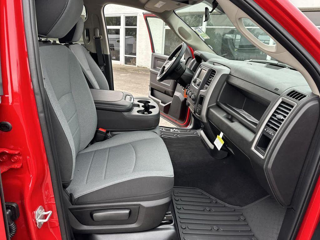 new 2024 Ram 1500 car, priced at $39,987