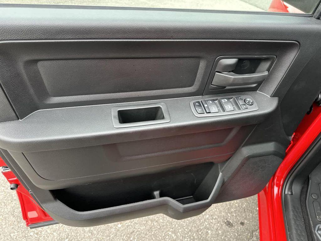 new 2024 Ram 1500 car, priced at $39,987