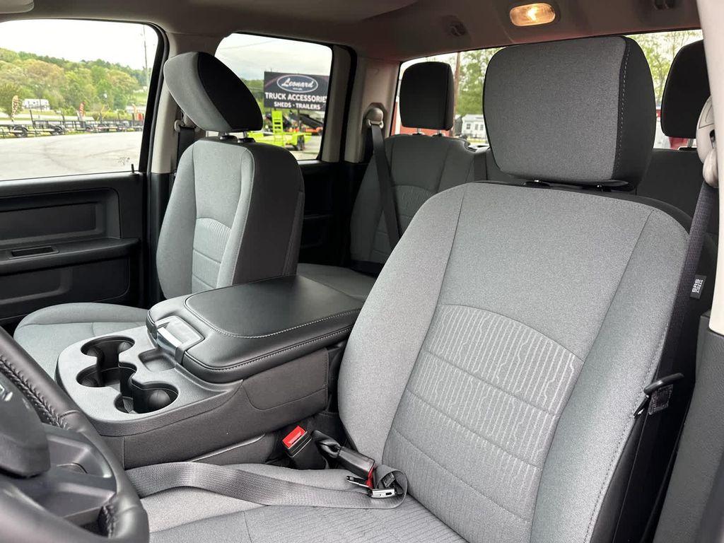 new 2024 Ram 1500 car, priced at $39,987