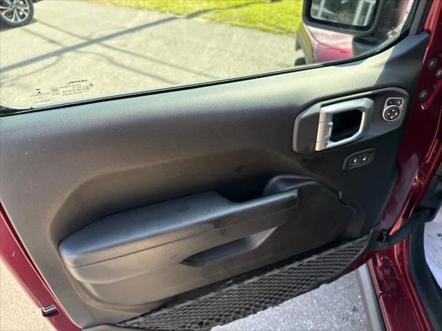 used 2022 Jeep Gladiator car, priced at $32,897