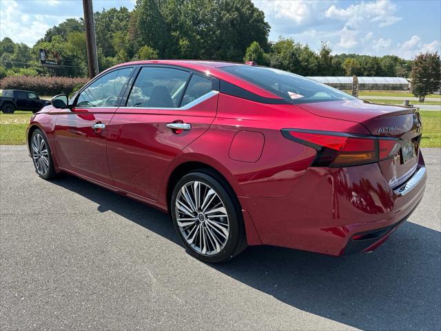 used 2023 Nissan Altima car, priced at $25,997