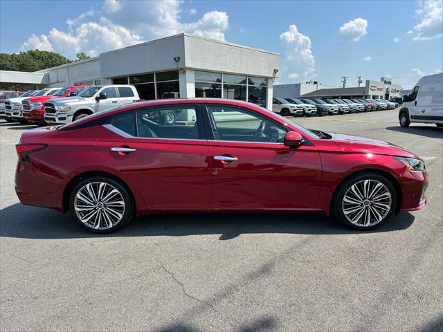 used 2023 Nissan Altima car, priced at $25,997