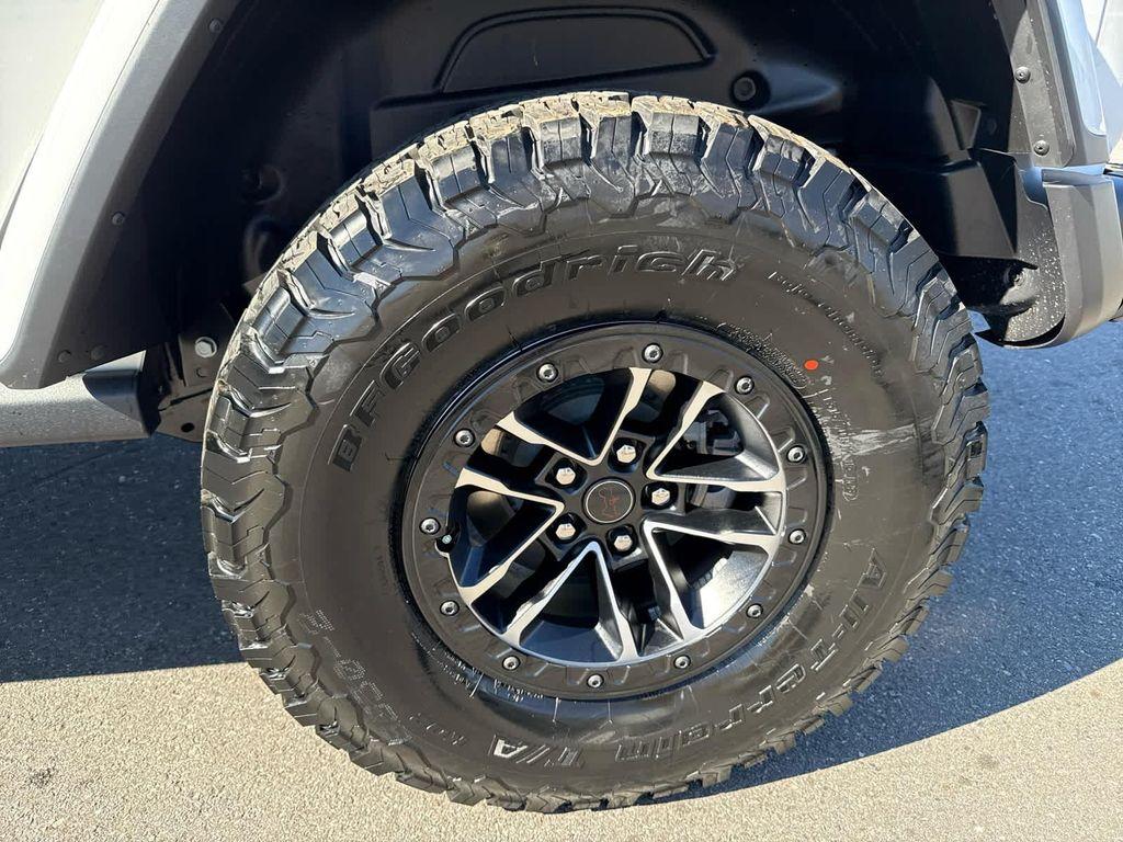 new 2026 Jeep Wrangler car, priced at $61,587