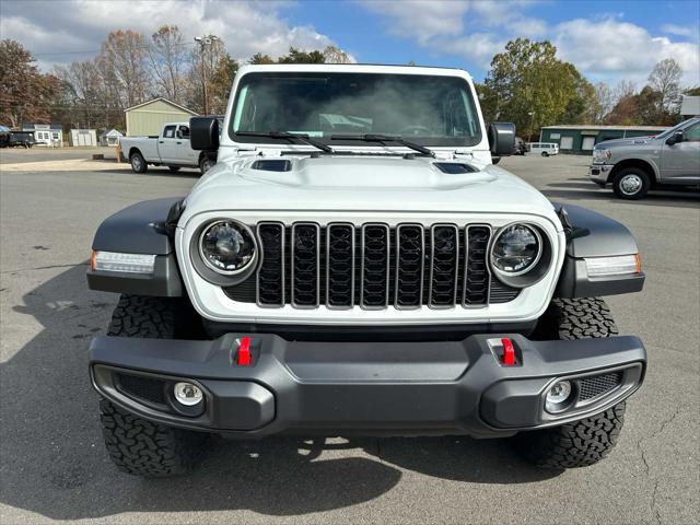 new 2025 Jeep Wrangler car, priced at $58,102