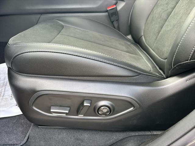 new 2025 Jeep Grand Cherokee L car, priced at $47,942
