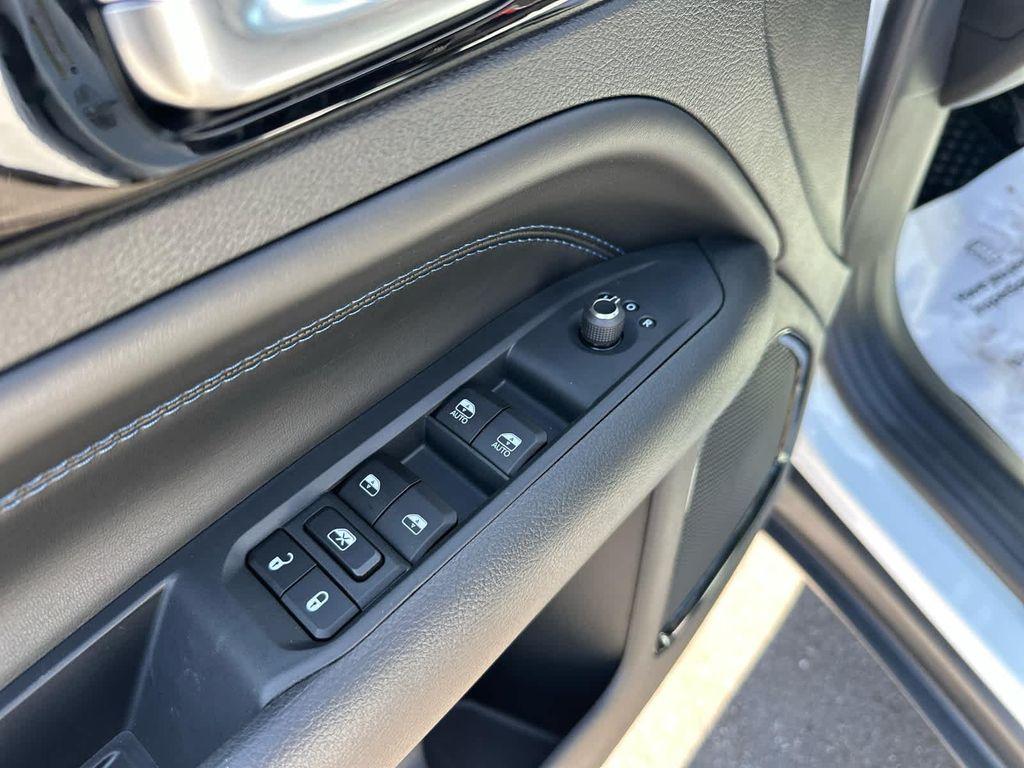 new 2025 Jeep Compass car, priced at $30,987
