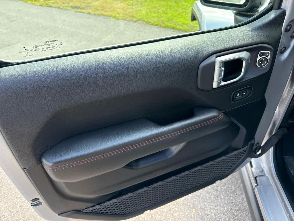 used 2021 Jeep Wrangler Unlimited car, priced at $37,997