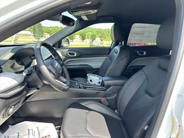 new 2024 Jeep Compass car, priced at $30,092