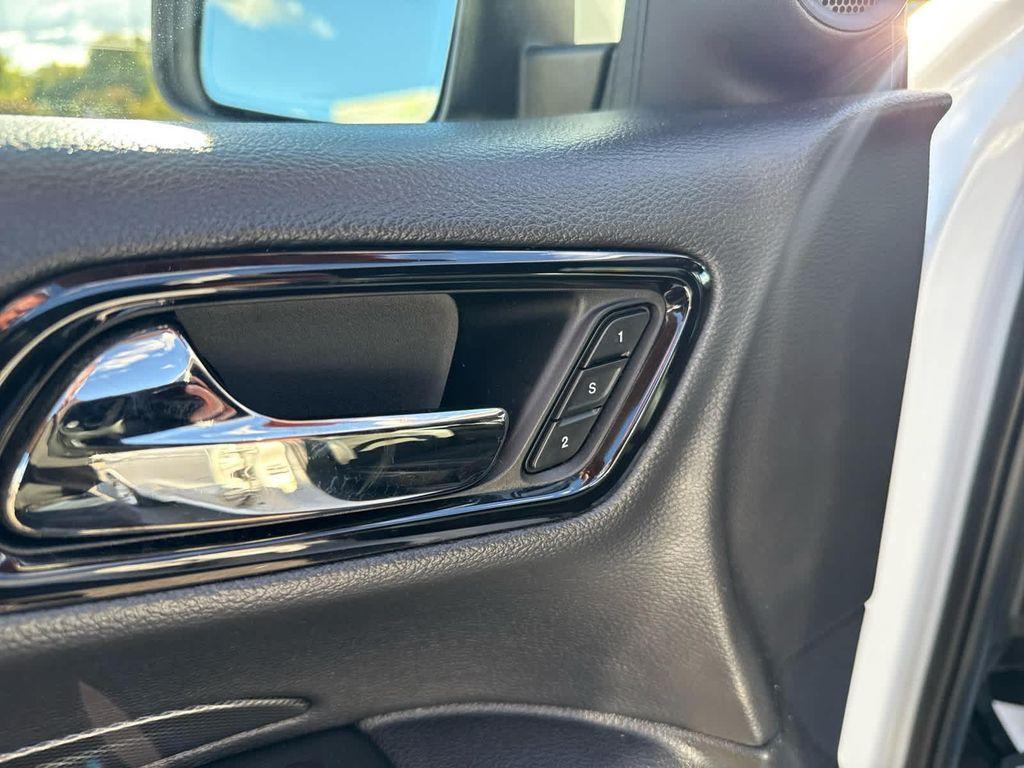 used 2022 Dodge Durango car, priced at $25,797