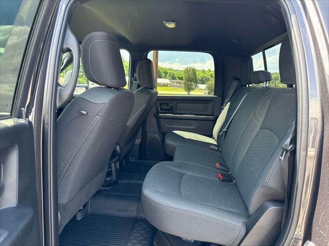 new 2025 Ram 3500 car, priced at $73,697