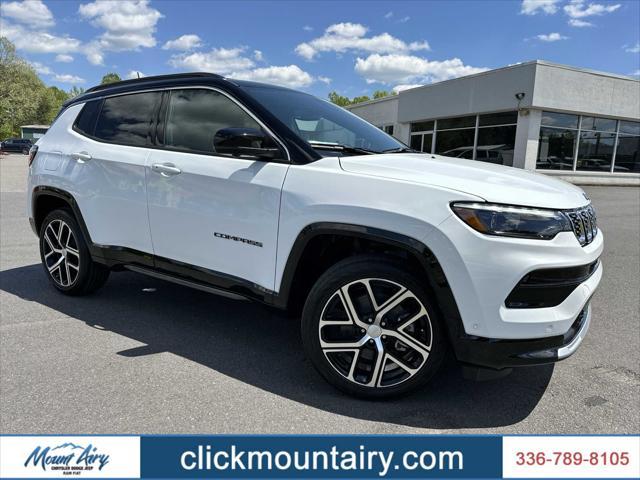new 2024 Jeep Compass car, priced at $40,374