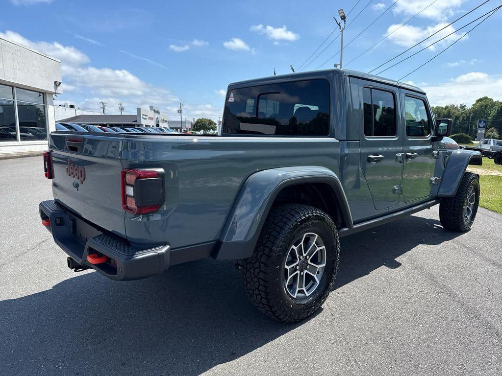 new 2025 Jeep Gladiator car, priced at $58,397