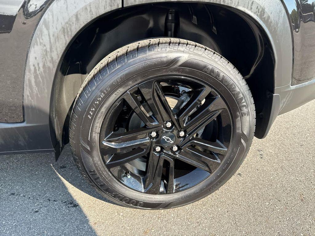 used 2025 Chevrolet Trax car, priced at $23,797