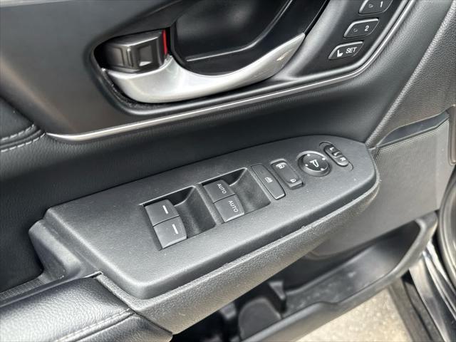 used 2022 Honda CR-V car, priced at $31,999