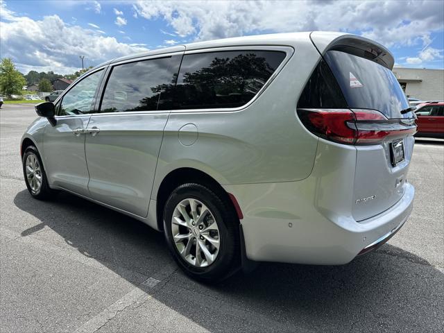 new 2023 Chrysler Pacifica car, priced at $48,103