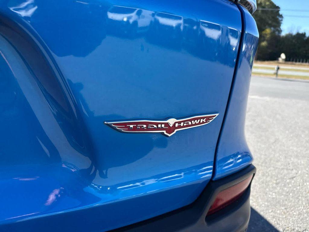 used 2020 Jeep Cherokee car, priced at $22,997