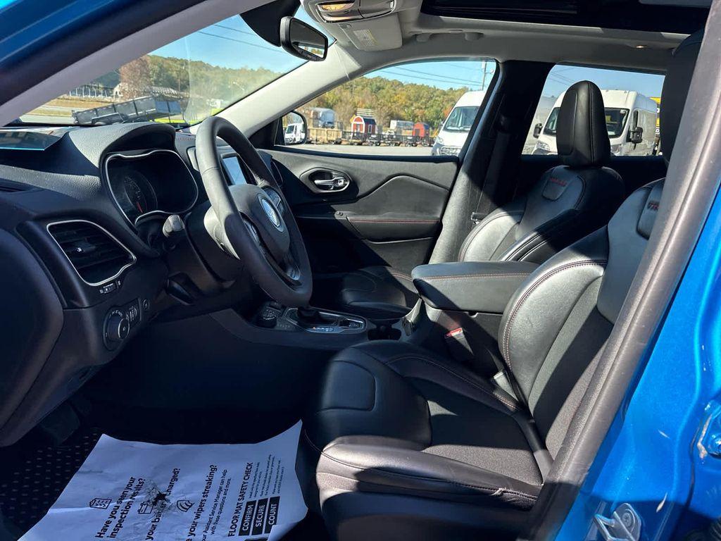 used 2020 Jeep Cherokee car, priced at $22,997