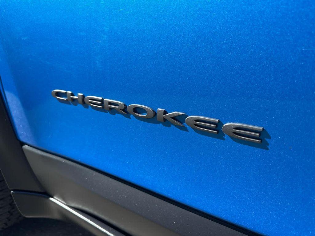 used 2020 Jeep Cherokee car, priced at $22,997