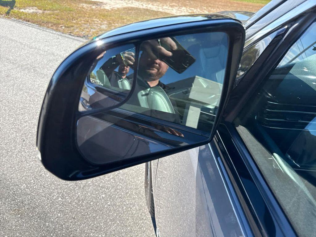 used 2023 Jeep Wagoneer car, priced at $40,997