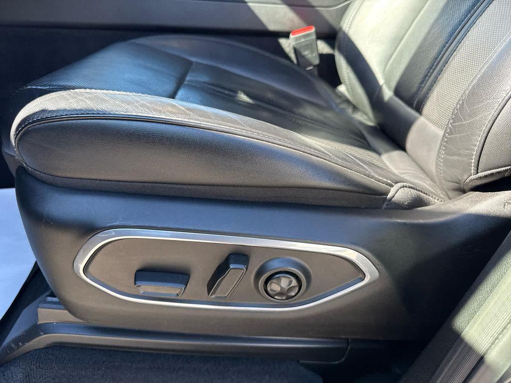 used 2023 Jeep Wagoneer car, priced at $40,997