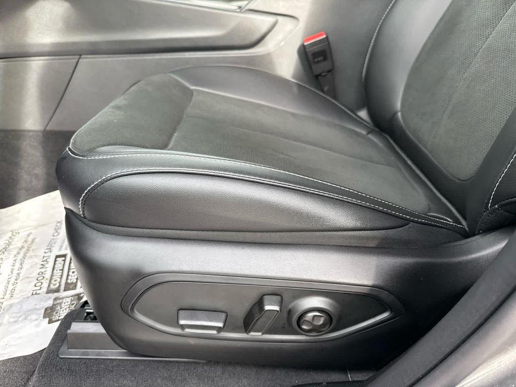 new 2025 Jeep Grand Cherokee car, priced at $45,897