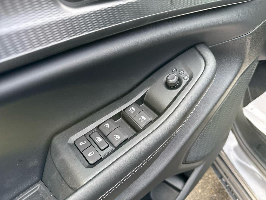 new 2025 Jeep Grand Cherokee car, priced at $45,897