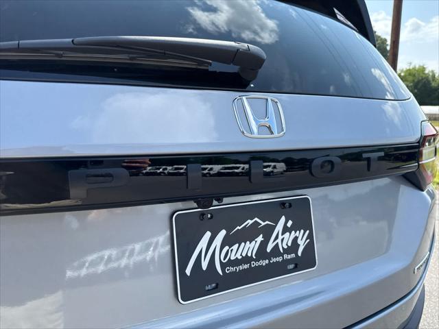 used 2025 Honda Pilot car, priced at $47,699