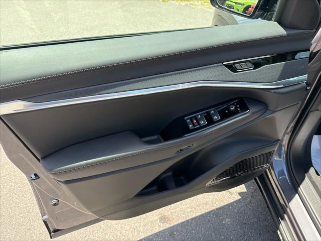 new 2025 Jeep Wagoneer S car, priced at $59,997