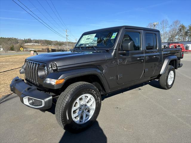 new 2023 Jeep Gladiator car, priced at $50,266