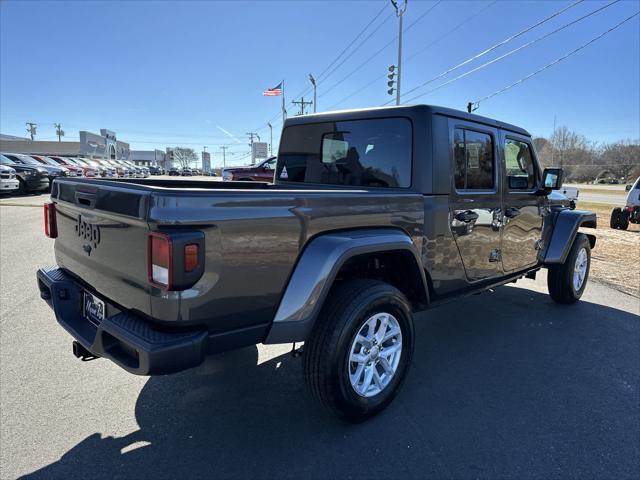 new 2023 Jeep Gladiator car, priced at $50,266